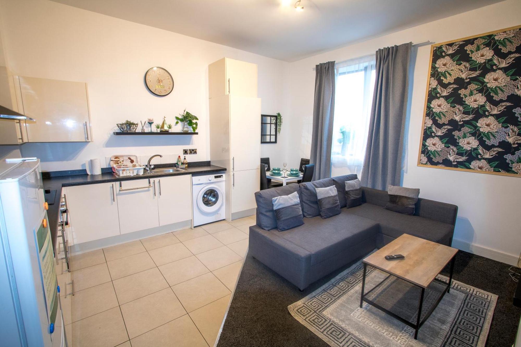 Ideal For Groups - Modern 2 Bedroom Apartment - Free Parking, Transit Links, Close To Stadiums 맨체스터 외부 사진